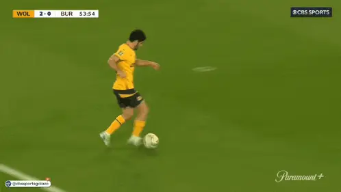Goncalo Guedes Scores Incredible Chip Goal for Wolves