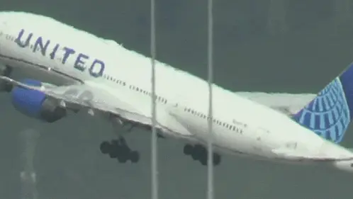 United Airlines Boeing Wheel Incident