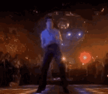 GIF pujat per May