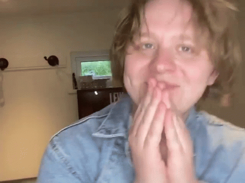 Lewis Capaldi Smiling (Sarahmcfadyen)