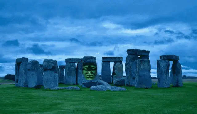 Stonehenge Energy Burst: Tom Slemen's Vision