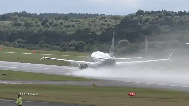 Boeing 737 MAX Vertical Takeoff