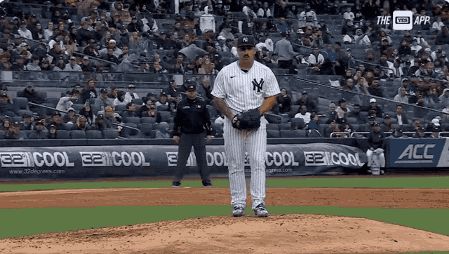 s4Y1lpEG.gif