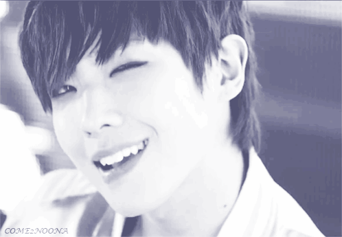 GIF 이미지
