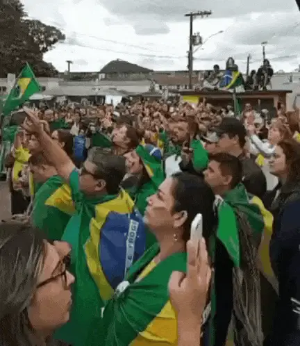 Estamos sofrendo uma censura
