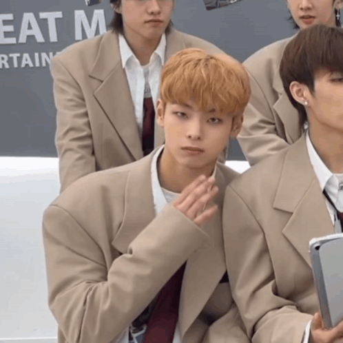 GIF 이미지