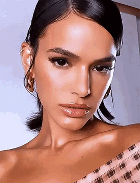 Bruna Marquezine