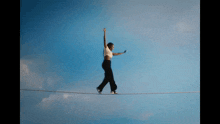 Funnygirl tarafından yüklenen GIF