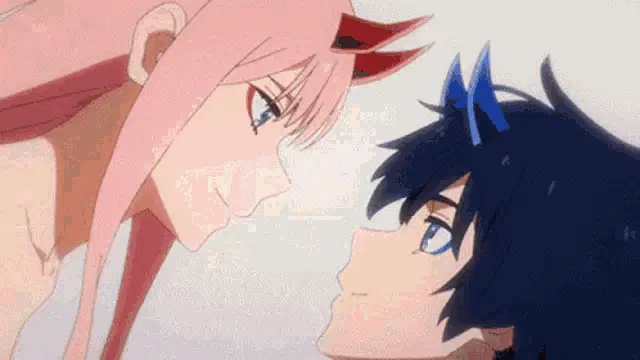 Ece Emre Anime Kiss