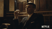 GIF na in-upload ni Utopia
