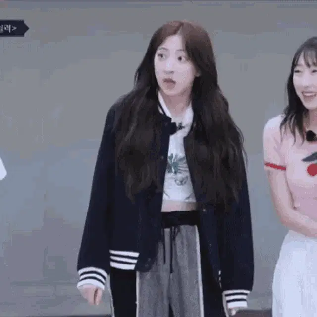 Eunseo Screaming Reaction