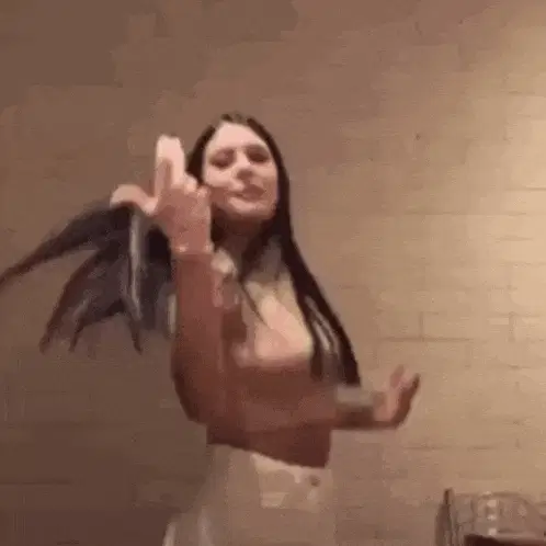 Ana Castela & Ana Flavia Dancing