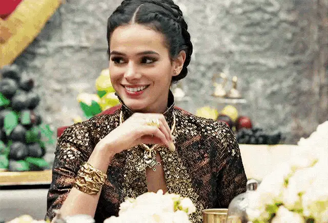 Bruna Marquezine as Catarina De