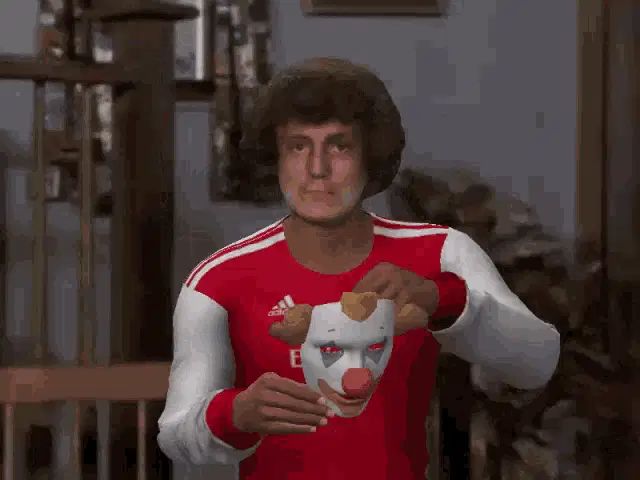 David Luiz Puts On Clown Mask