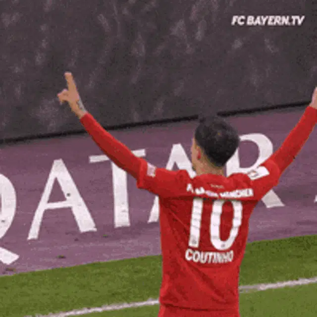 Coutinho Celebrates Goal for FC Bayern