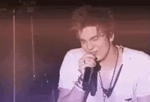 Luan Santana Cantando ao Vivo