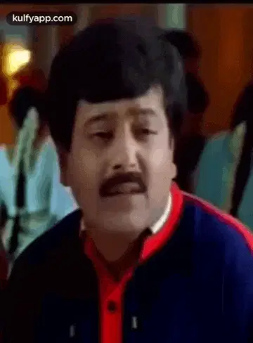 Vivek's Hilarious Sneeze Expression Comedy