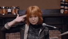 GIF gi-upload ni Clint