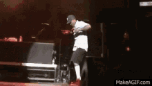 GIF 이미지