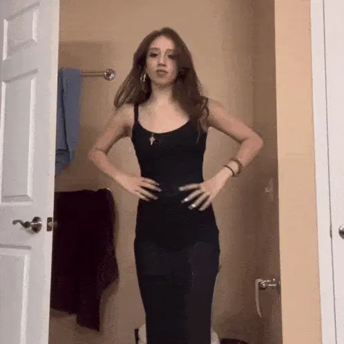 Isabel Larosa Come Here Hand Motion