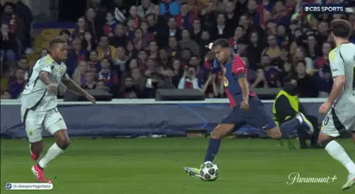 Lamine Yamal's Incredible Dribble in UCL