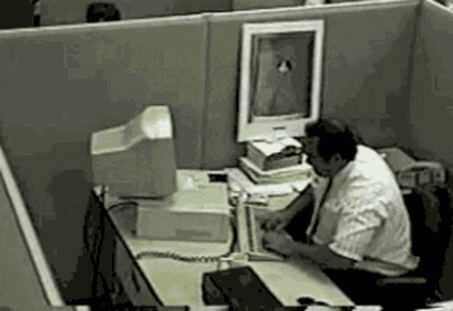 TdiT4fajwiNw.gif