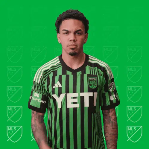 Dani Pereira's 'I'm Watching You' Gesture