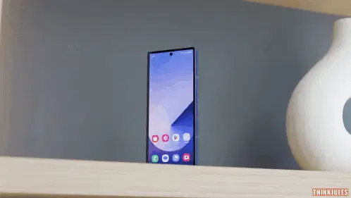 Samsung Galaxy Z Fold 6 Phone Display