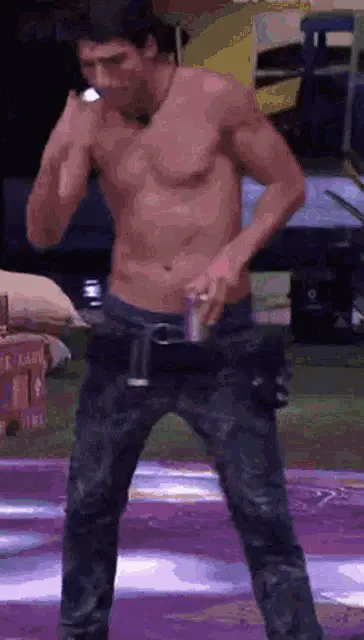 Felipe Prior Dançando na Festa do BBB20