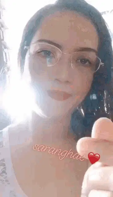 Sheila Hart's Saranghae Finger Heart