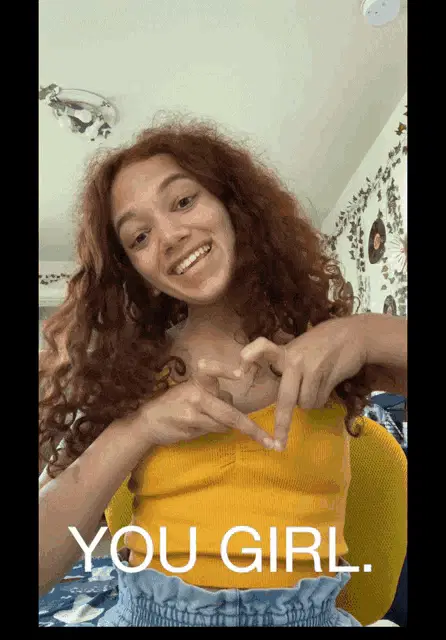 Elena D Girl: Making a Heart & Mirror Selfie
