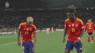 Lamine Yamal & Nico Williams Dance
