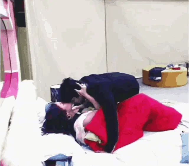 Sidnaaz: Sidharth Shukla & Shehnaaz Gill's Playful Moment