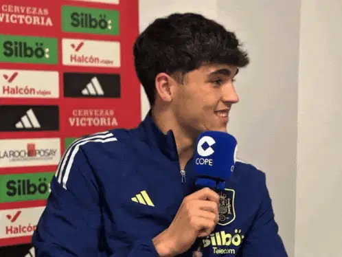 Pau Cubarsi's Interview Smile