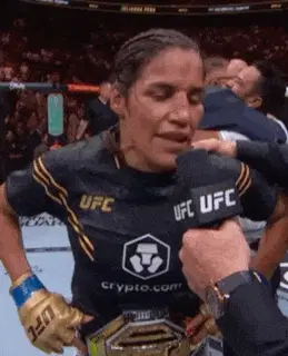 Julianna Peña Calls Out Amanda Nunes After Win