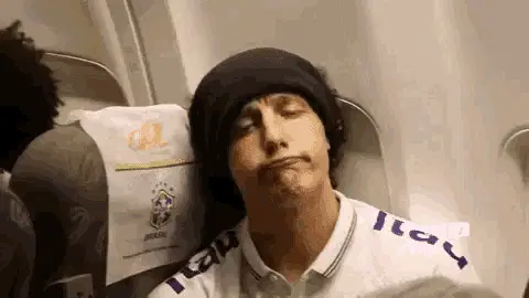 David Luiz Cansado no Avião