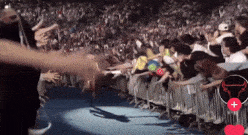 PcfKkmfc9xhgDaooc84G.gif