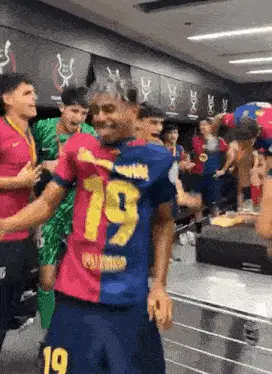 Lamine Yamal's Supercup Locker Room Celebration