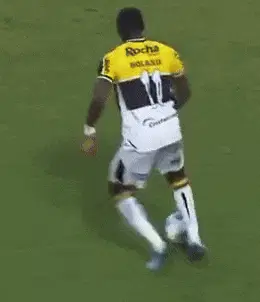 Bolasie in Criciuma Jersey with Number 11