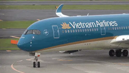 Vietnam Airlines A350 Aero X II Taxiing