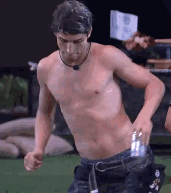 Felipe Prior Dançando na Festa do BBB20