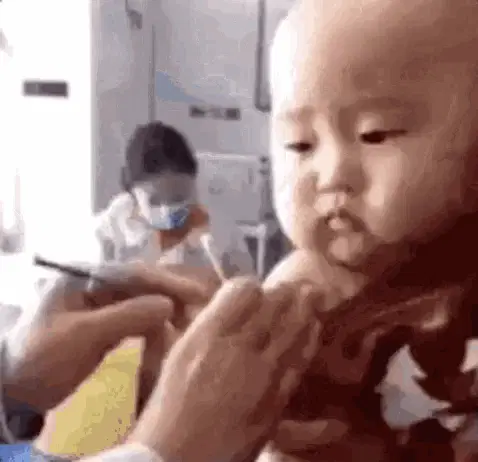 Eu, na Hora da Injeção: Reação do Bebê