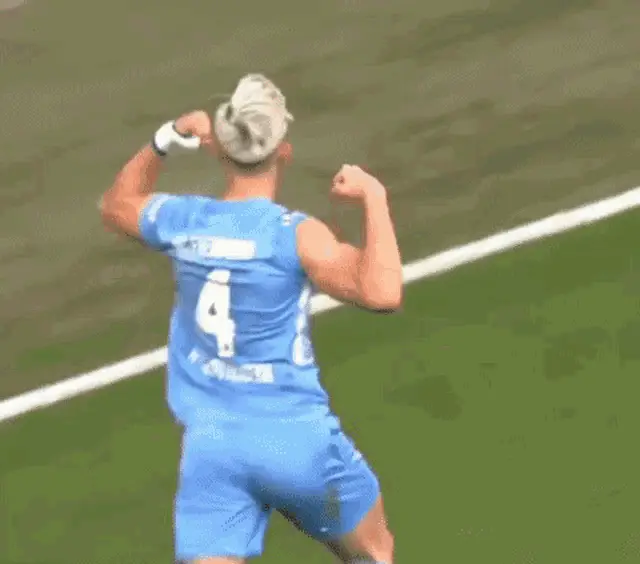 Nico Schlotterbeck Celebrates for Freiburg