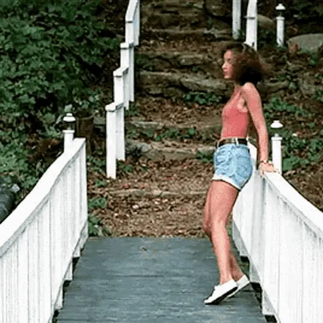 Jennifer Grey's Iconic Dance Moves in Dirty Dancing