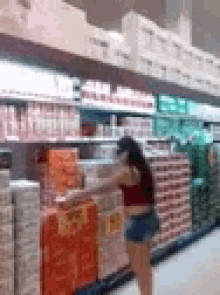 GIF gi-upload ni Billie