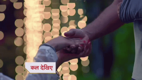 Sairat: Ghum Hai Kisikey Pyaar Meiin - Romantic Hands
