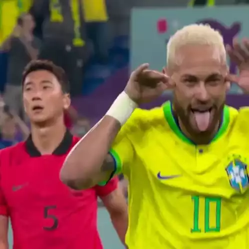Neymar Jr's Funny Goal Celebration