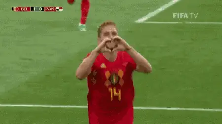 Belgium Player Heart Gesture