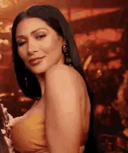Laura Pausini Novo / Simone & Simaria