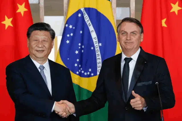 Brasil Decadente Meme